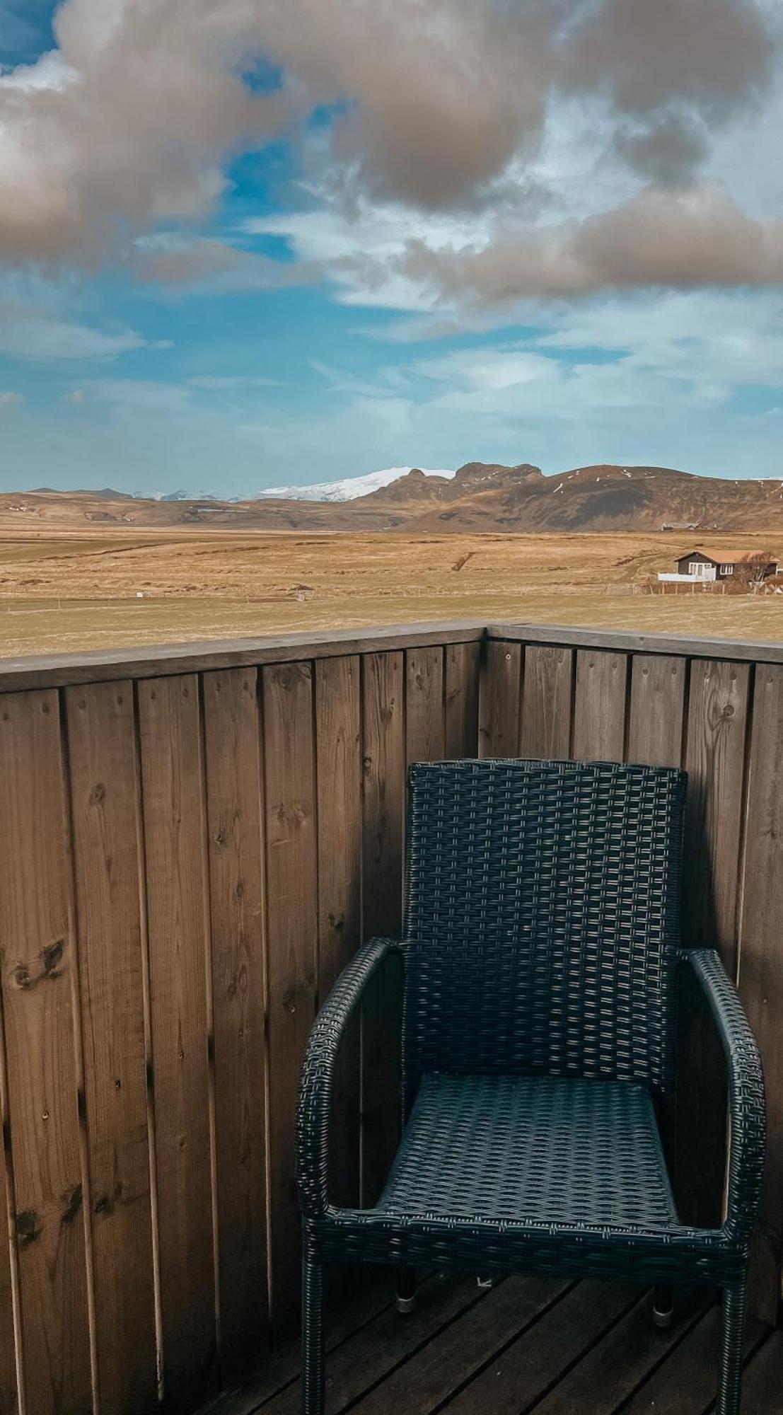 Guesthouse Reynir Vik i Myrdal Bagian luar foto